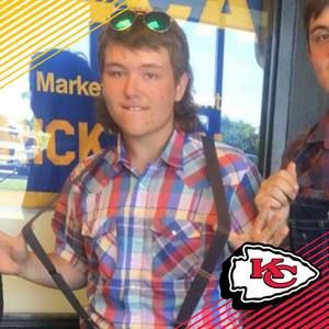 Meet your Posher, Dylan